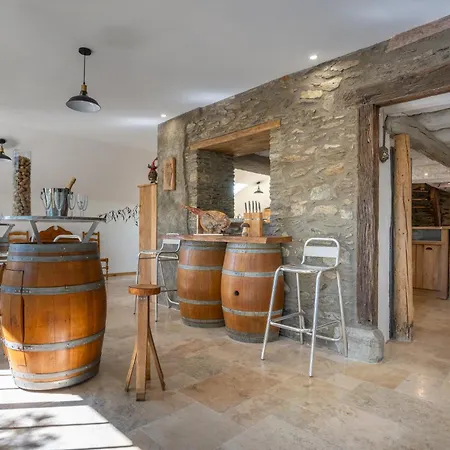 grange rénovée en gîte/maison/chalet Arreau Extérieur photo
