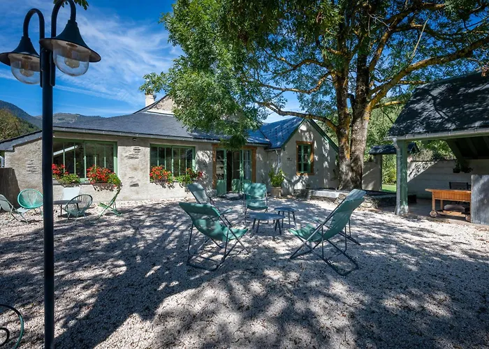 grange rénovée en gîte/maison/chalet